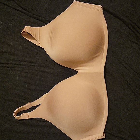 Soma Other - Soma 38C Vanishing 360 Wireless Padded Bra Hook Eye Tan Adjustable Strap Soft